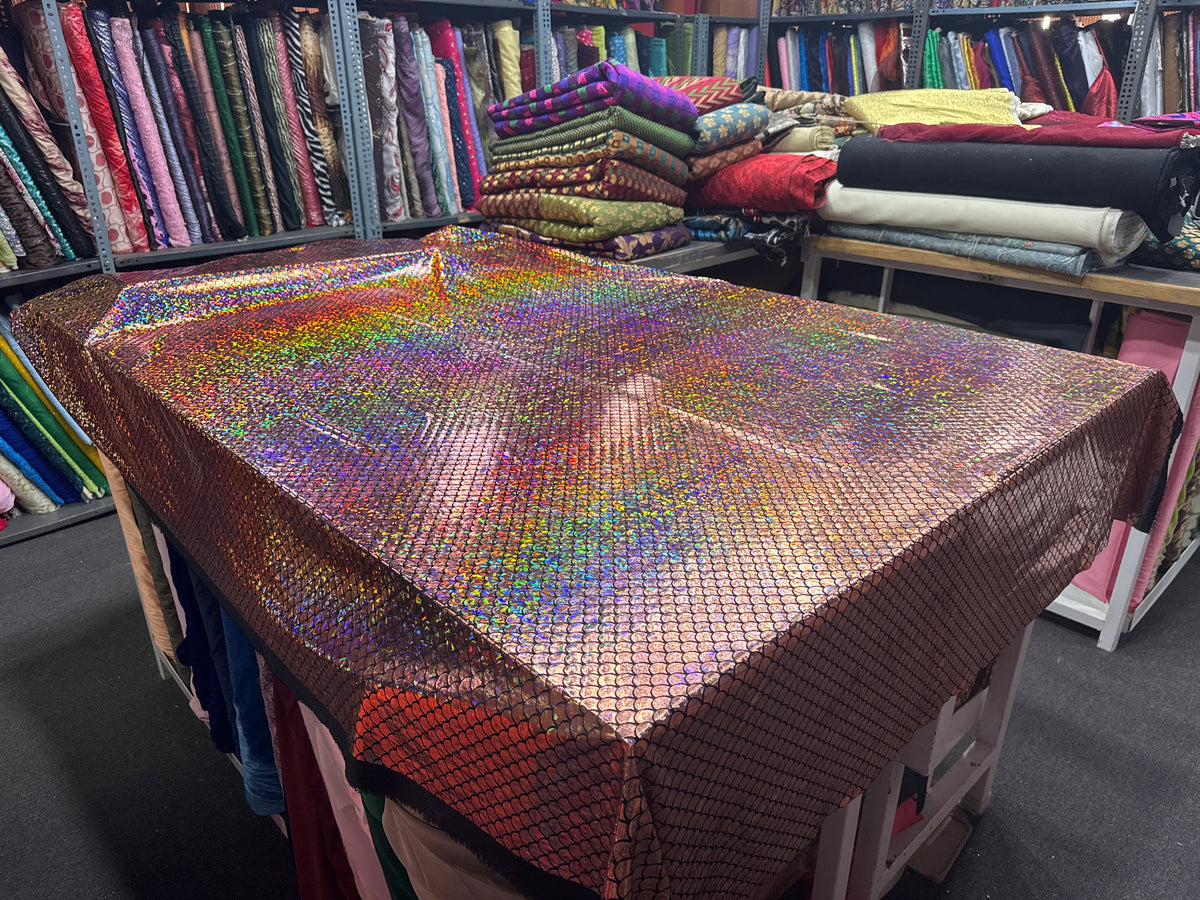 Holographic 0004