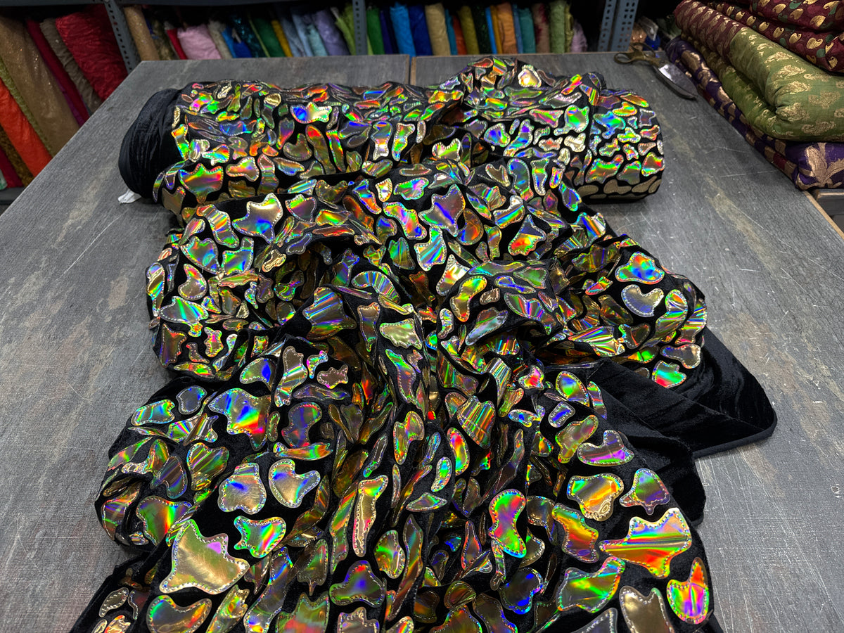 Holographic Patchwork 0004