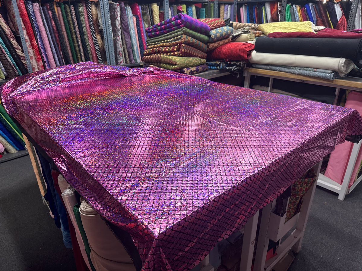 Holographic 0001